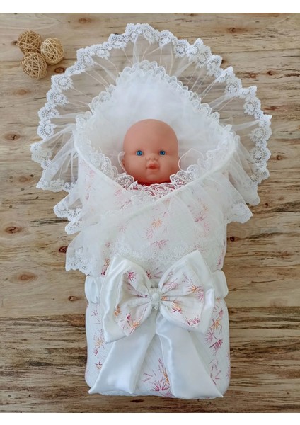 Litaetrend Yenidoğan Hanımeli Desenli Taç Nakışlı Delüks Kundak Bebek Battaniyesi Ekru fiyatları