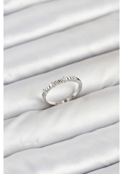 Pirinç Gümüş Renk Lazer Kesim Kadın Yüzük - TJ-BYK3893