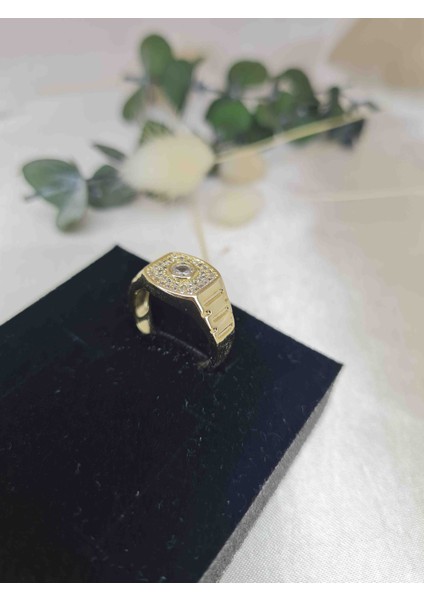 Kadın Gold Oval Taşlı Işıltılı Çelik Yüzük – Zarif Modern Günlük Takı modelleri