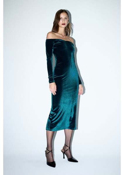 Omuzları Açık Kadife Elbise Yesil 12446046000 indirimleri