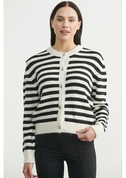 Çizgili Metal Düğmeli Triko Hırka - Siyah