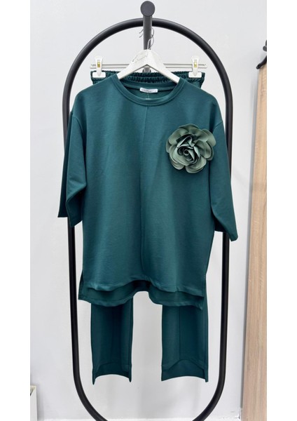 Kadın Büyük Beden Truvakar Kol Çiçek Detaylı Iki Iplik Eşofman Takımı 8224-26 fırsatları