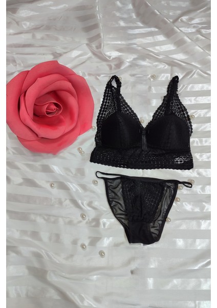 Bralet Takım Fantezi Dantel Tül Detaylı Yan Ipli Yumuşak Pedli Takım