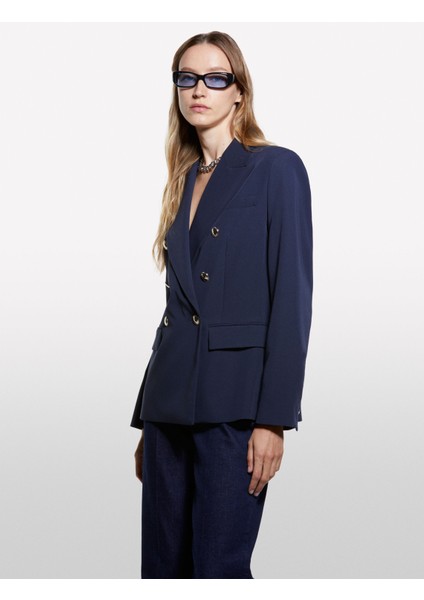 Viskoz Karışımlı Düğme Detaylı Blazer Ceket Kadın Lacivert Ceket - 325A2KVXLW037