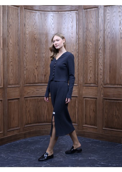 Kadın Düğme Detay Etek-Bluz Takım fiyatları