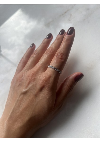 Zikzak Taşlı Gümüş Yüzük