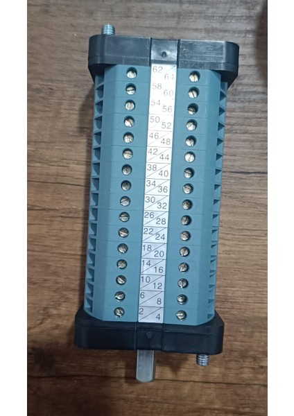 Yardımcı Anahtarlar Serisi RXD10R-3G