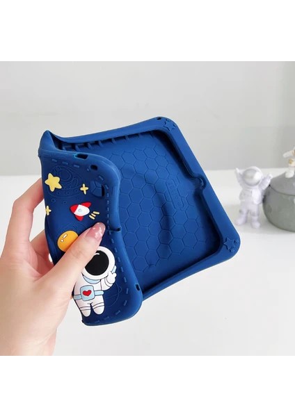 Apple iPad Pro 11 2. Nesil (2020) Standlı ve Boyun Askılı Astronot Astrobuddy Çocuk Tablet Kılıf A2230 A2068 A2228 fırsatları