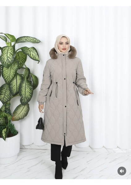 Zahire Kadın Büyük Beden Nova Kumaş Ara Boy Kapüşonlu Mont