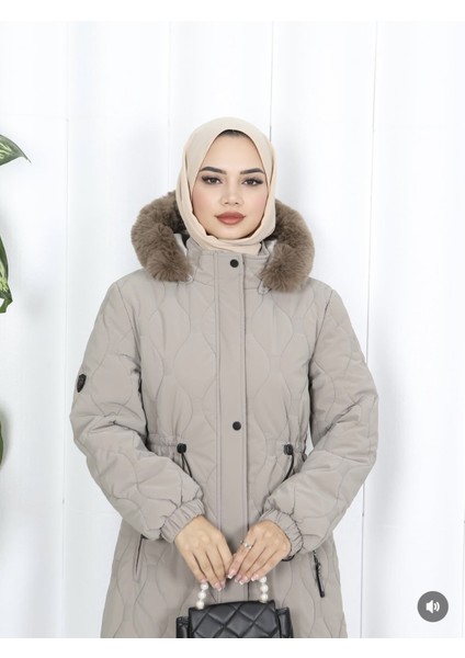 Zahire Kadın Büyük Beden Nova Kumaş Ara Boy Kapüşonlu Mont fiyatları