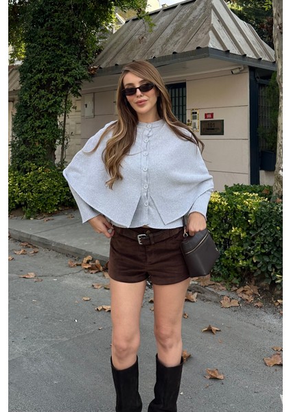 Gri Pelerin Detaylı Triko Hırka - 1317