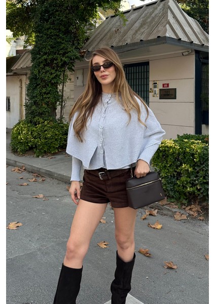 Gri Pelerin Detaylı Triko Hırka - 1317 fırsatları