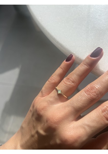 Minik Beyaz Gümüş Yonca Yüzük