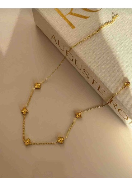 Altın Renk Çiçek Motifli Zincir Tasarım Minimal Çelik Kadın Kolye modelleri