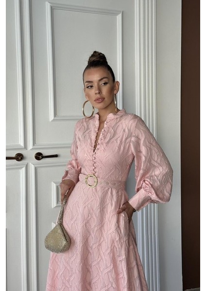 Pudra Kemer Detaylı Uzun Elbise fırsatları