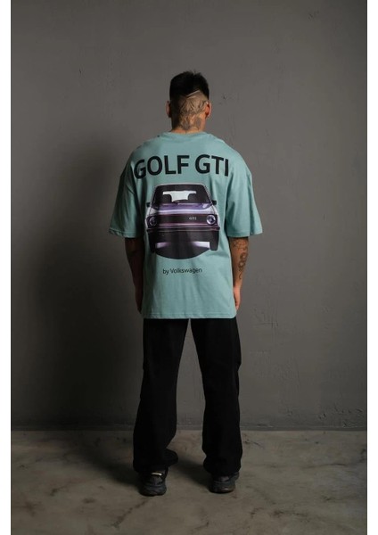 Erkek Oversize Baskılı Tişört – Golf Gtı Retro Araba Desenli, Ön & Arka Dijital Baskı, Sokak Modası Stil - Mint Yeşili