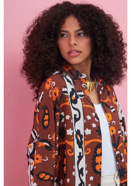 Dijital Baskılı Oversıze Kesim Keten Karışımlı Gömlek modelleri