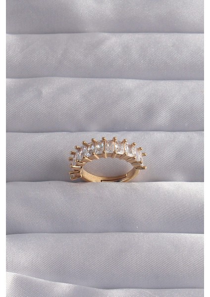 Pirinç Ayarlamalı Gold Renk Baget Taşlı Su Yolu Yüzük