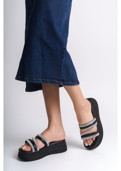 Elıse Düz Topuklu Şeritli Taşlı Kalın ve Ortopedik Taban Kadın Terlik Cst - Siyah