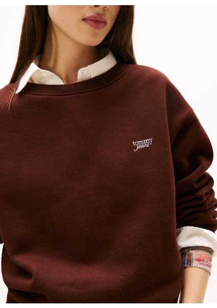 Yuvarlak Yaka Nakışlı Kahve Kadın Sweatshırt DW0DW21961GS7 fırsatları