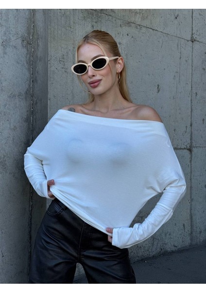 Yarasa Kol Geniş Yaka Siyah Bluz Bol Kesim Likralı Kumaş Düşük Omuz Üst