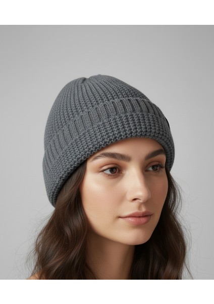 Klasik Bere Polar Astarlı Soğuktan Koruyucu Soft Dokuma Unisex fiyatları