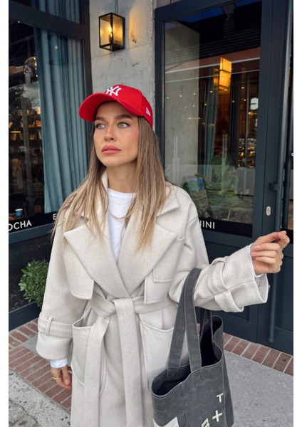 Bej Kolları Kemerli Arkası Düğmeli Astarlı Oversize Yün Kaban indirimleri