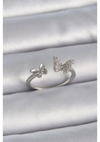 Pirinç Gümüş Renk Ayarlanabilir Zirkon Taşlı Kelebek Model Kadın Yüzük - TJ-BYK3375