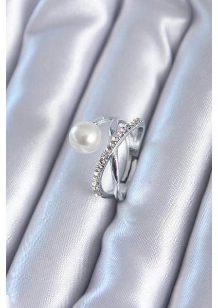 bulurum gümüş renk zirkon taşlı ıncili kadın yüzük