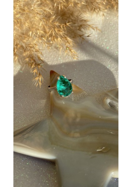 Altın Kaplama Zümrüt Yeşil Renk Paraiba Taşlı Damla Form 925 Ayar Gümüş Yüzük fiyatları