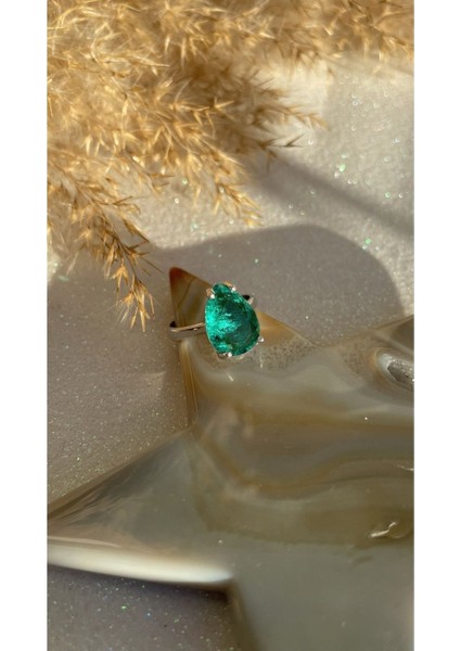 Altın Kaplama Zümrüt Yeşil Renk Paraiba Taşlı Damla Form 925 Ayar Gümüş Yüzük modelleri