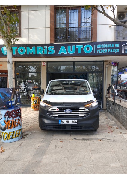 Ford Custom Ön Panjur Kromu 2024 ve Sonrası 9 Parça