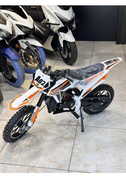 Benzınlı Çocuk Cros Motoru (Hidrolik Frenler) 7-17 yaş