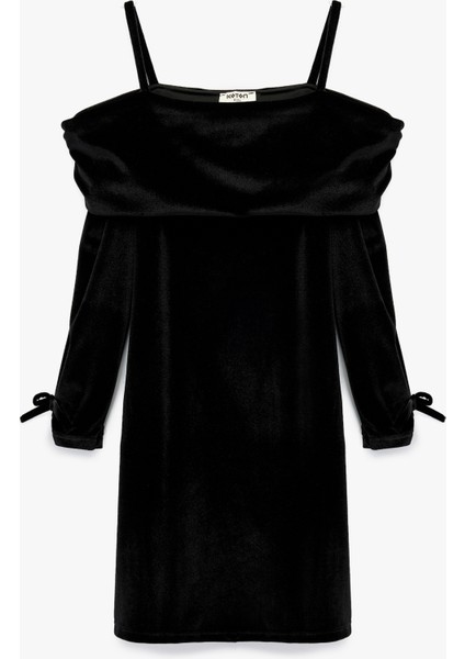 Fiyonklu Uzun Kollu Düşük Omuz Detaylı Askılı Kadife Elbise