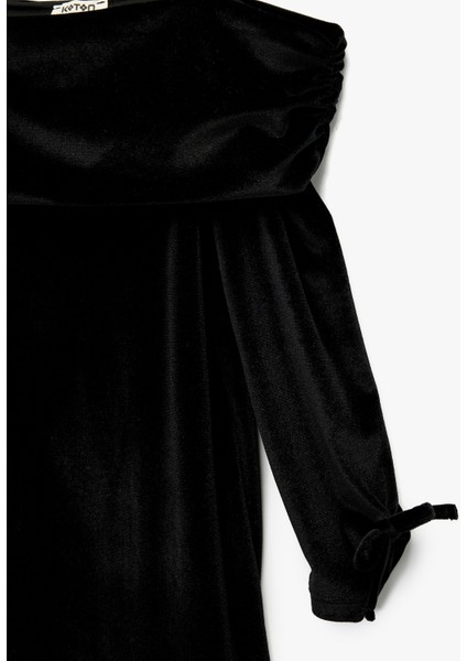 Fiyonklu Uzun Kollu Düşük Omuz Detaylı Askılı Kadife Elbise modelleri