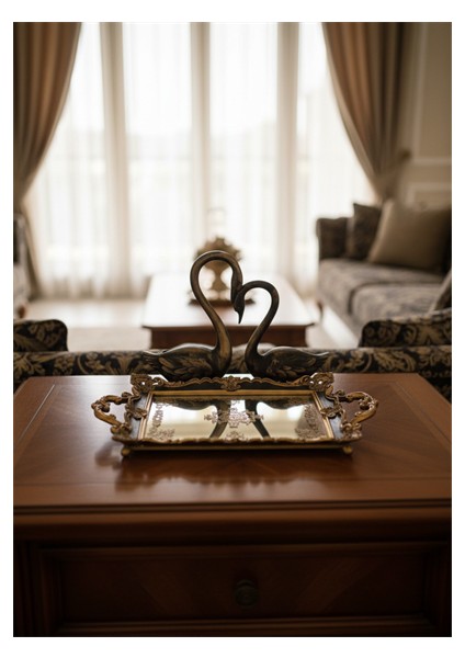 Şık Klasik Oymalı Aynalı Hediyelik Nişan Sunum Tepsisi