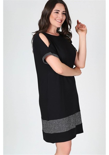 Kadın Siyah Eteği Kol Ucu Simli Omuz Dekolteli Büyük Beden Elbise fiyatları