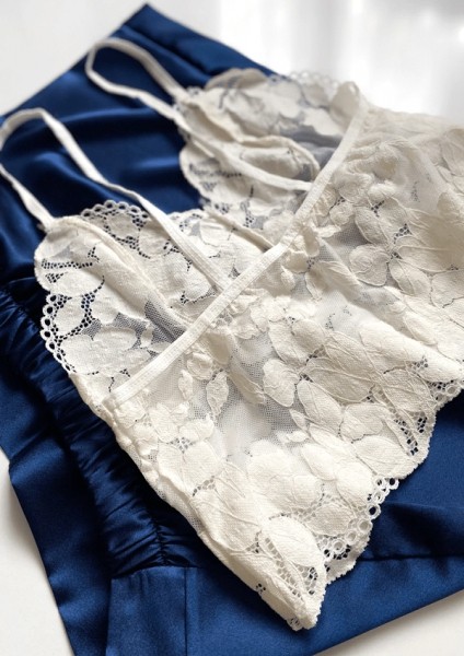 Askılı Dantel Büstiyerli Saten Şortlu Takım indirimleri