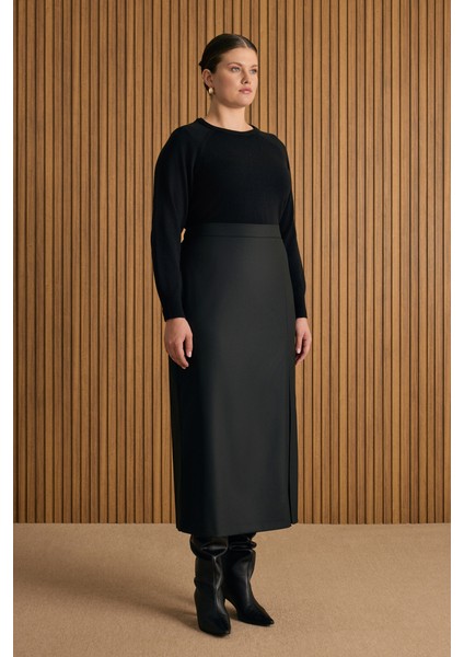 Önü Pilikaşe Yırtmaç Detaylı Etek fiyatları