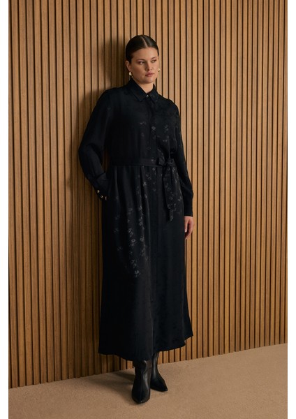 Çiçek Jakar Desenli Bağcıklı Viscon Elbise