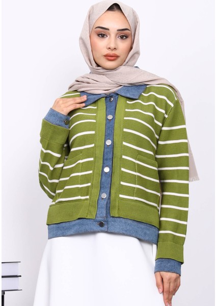 Yeşil Düğmeli Kot Detaylı Triko Hırka