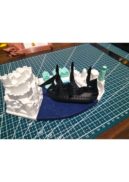 Siyah Korsan Gemi Maket indirimleri