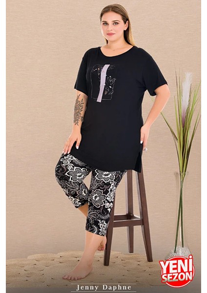 Lady Büyük Beden Çiçek Desenli Alt Baskılı Bisiklet Yaka Kısa Kollu Kapri Pijama Takımı fiyatları