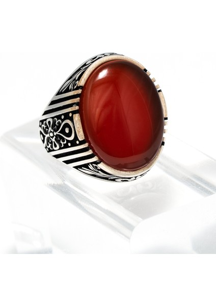 Kırmızı Akik Taşlı 925 Ayar Gümüş Erkek Yüzük – Zarif ve Asil Görünüm fiyatları