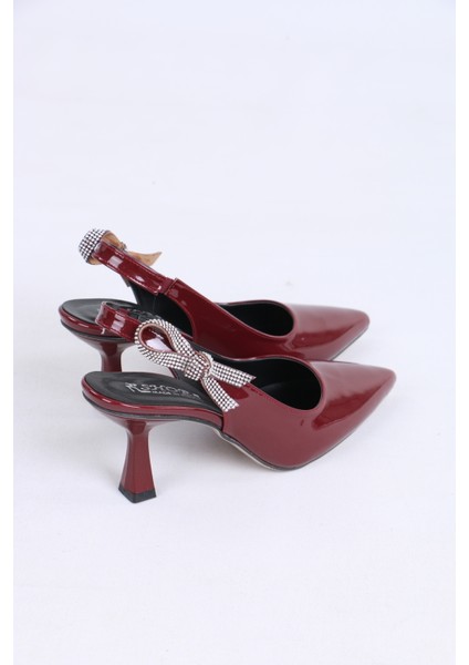 Sivri Burun Bordo Rugan Topuklu Ayakkabı – Işıltılı Taşlı Kurdele Detaylı fırsatları