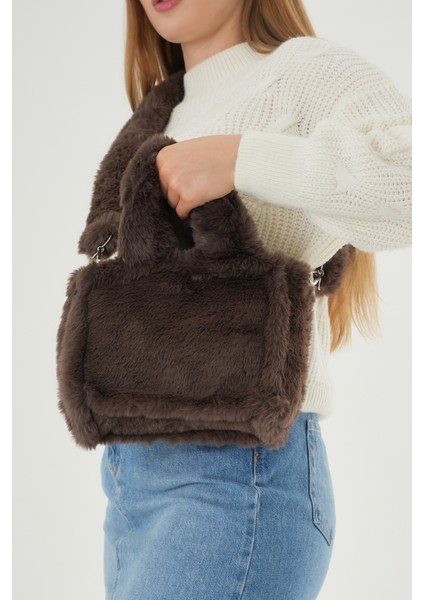 Soft Fluffy Bag / Brown Uzun Saplı Peluş Çanta / Cross Body En : 24 Boy : 18