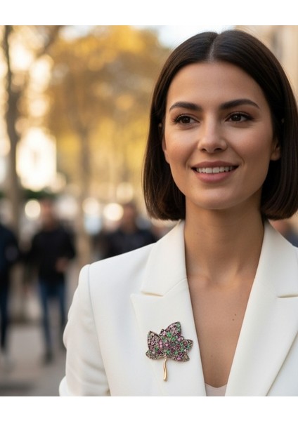 Lente Aksesuar Pembe Yeşil Zirkon Taşlı Çınar Yaprağı Broş, Kadın Yaka Iğnesi