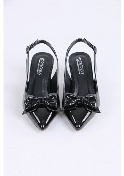 Sivri Burun Siyah Rugan Topuklu Ayakkabı - Parlak Fiyonk Detaylı fırsatları