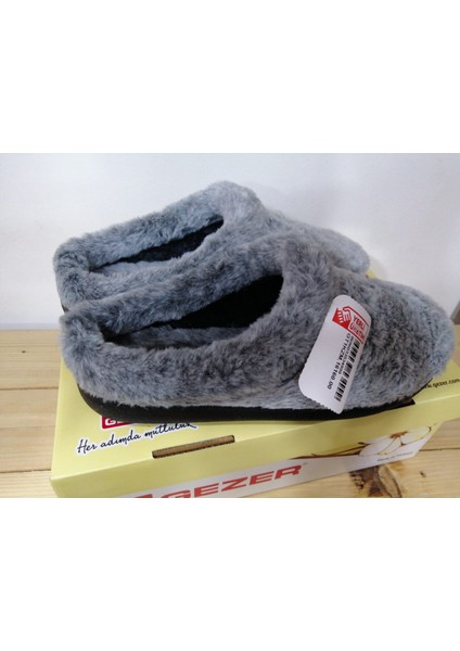 Yeni Sezon Rahat Taban Peluşlu Kadın Kışlık Ev Terliği fırsatları