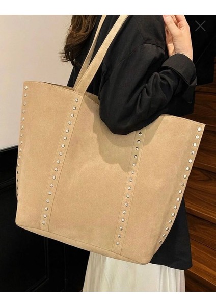 Süet Doku Zımbalı Kadın Çanta